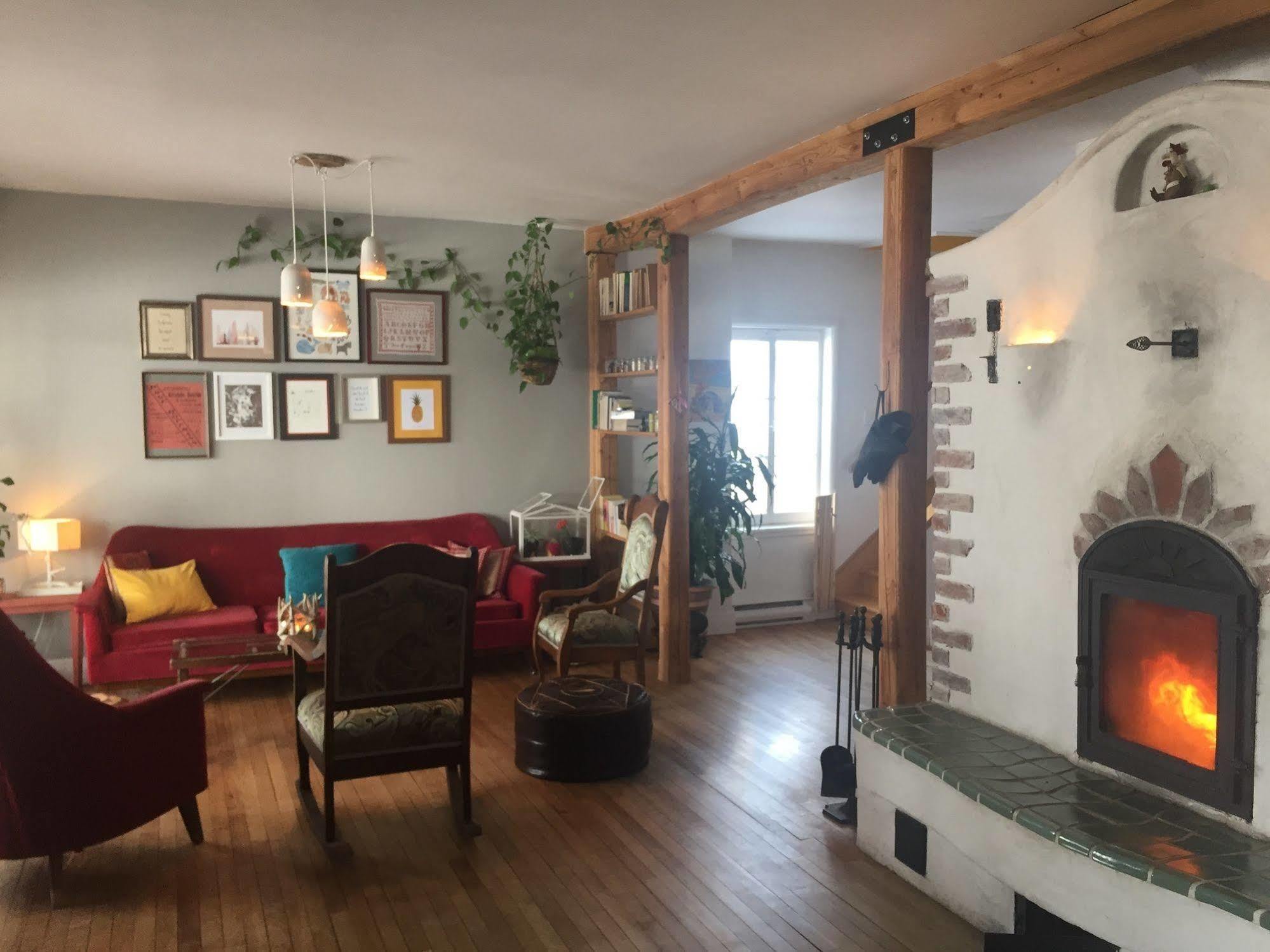 Almatoit Bed & Breakfast Bagian luar foto
